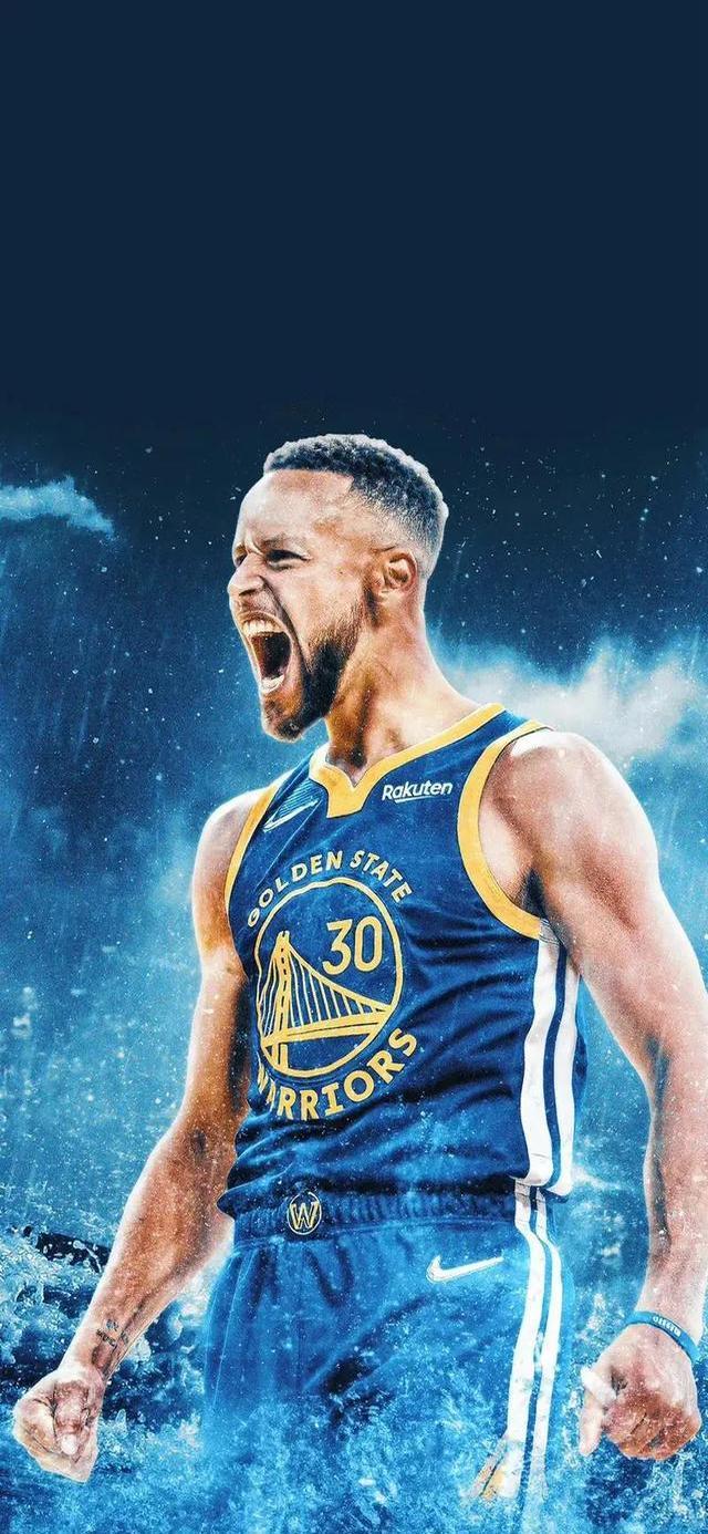 开云体育-库里重返赛场，表现优异首场状态出色，老鹰观众沸腾！-开云体育