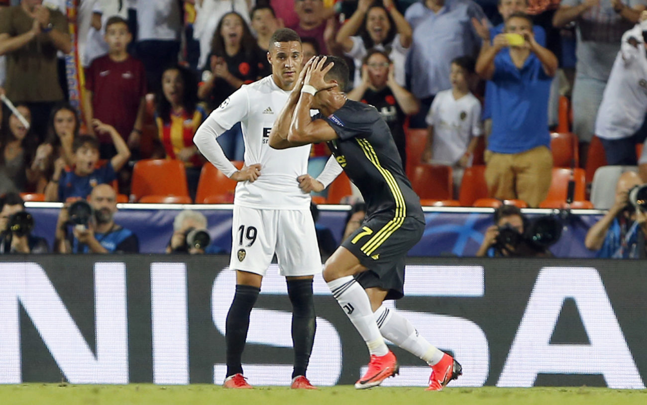 开云体育-尤文遭遇争议判罚，裁判组回应：执法公正，如此开发很多个人.-开云体育